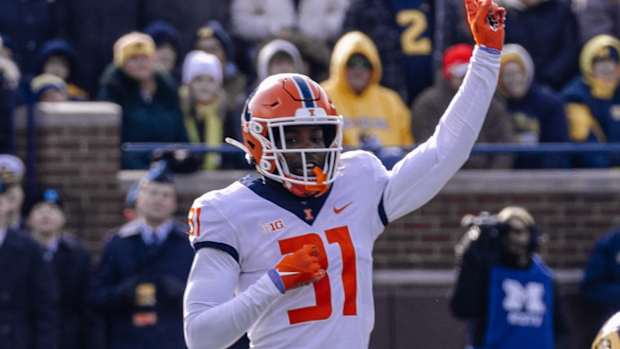 illinois_witherspoon_devon_2 (1)